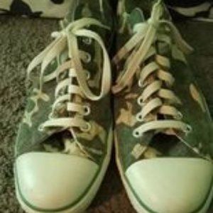 CONVERSE ALL STAR CAMO (CHUCK TAYLORS)